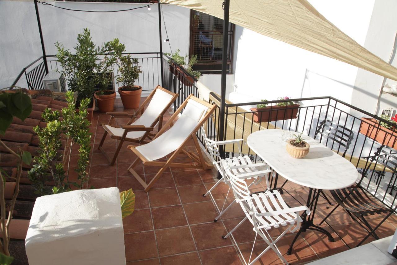 Live In Athens, Thiseio Historic House Екстериор снимка