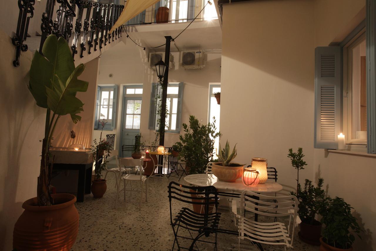 Live In Athens, Thiseio Historic House Екстериор снимка