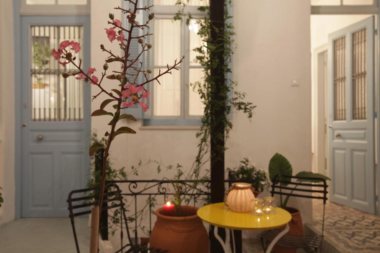 Live In Athens, Thiseio Historic House Екстериор снимка